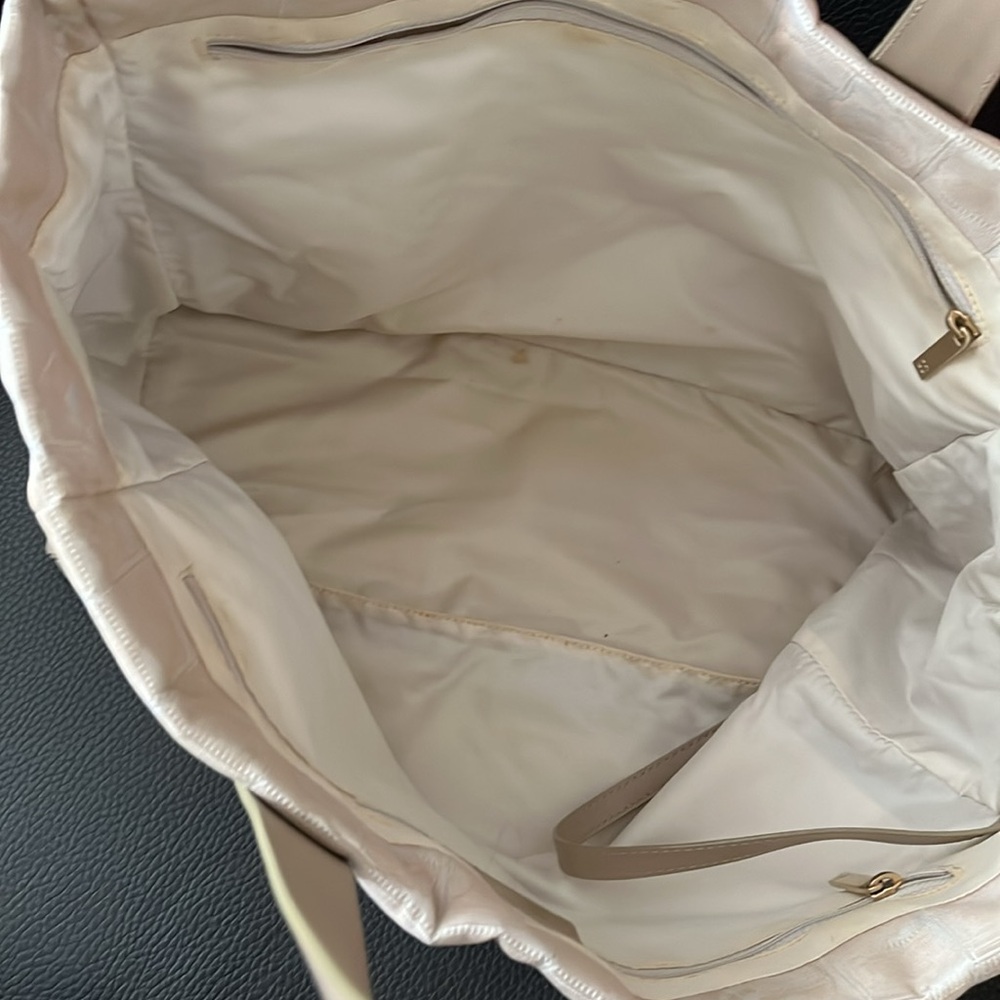 CHANEL Tote Bag New Travel
Line Beige Nylon - Picture 3 of 9